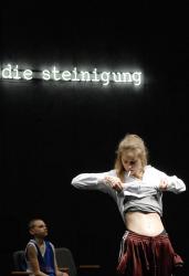 SchaubuehneStoningMary07.jpg