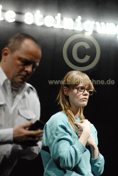 SchaubuehneStoningMary08.jpg