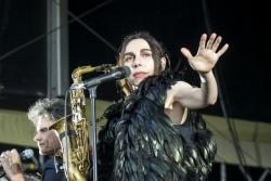 pjHarvey021A