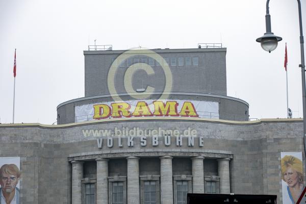 volksbuehne24DramaAussen020